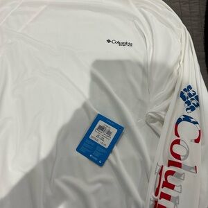 Columbia Men's White dry fit long sleeve